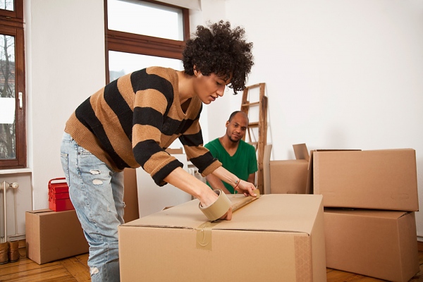 9 Essential International Moving Tips