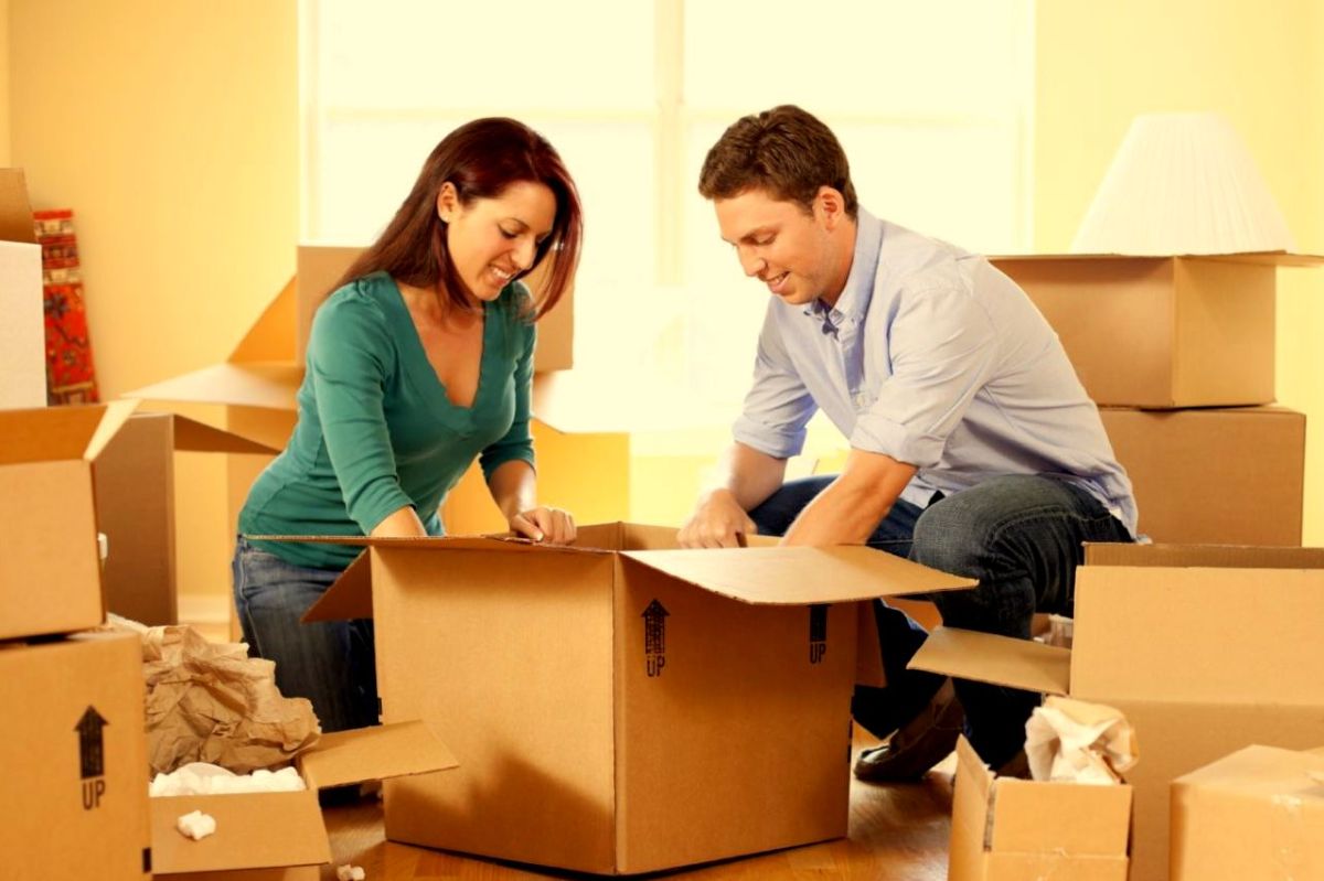 Make a Happy Shifting With Professional Packers and Movers
